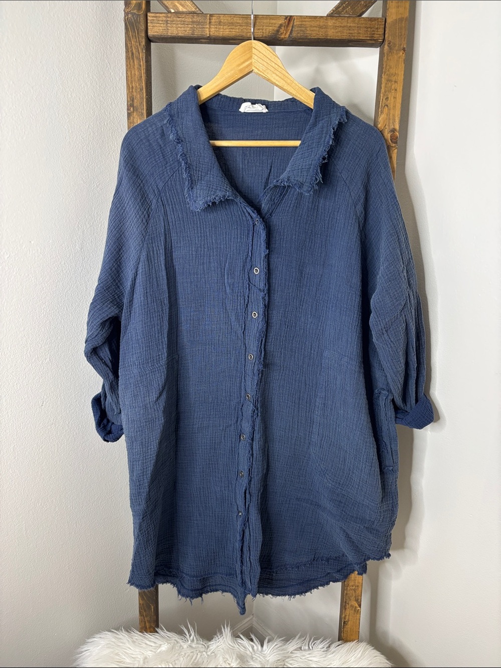 Andree by Unit Relaxed Button-Front Mini Dress in Navy Size L